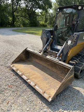 Image of John Deere 325G equipment image 1
