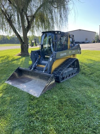 2023 John Deere 325G Equipment Image0