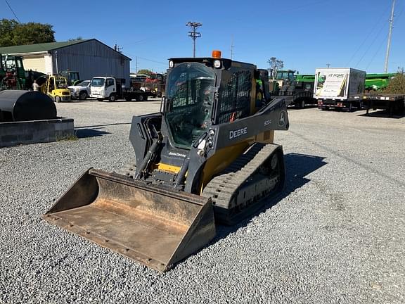 Image of John Deere 325G Primary image