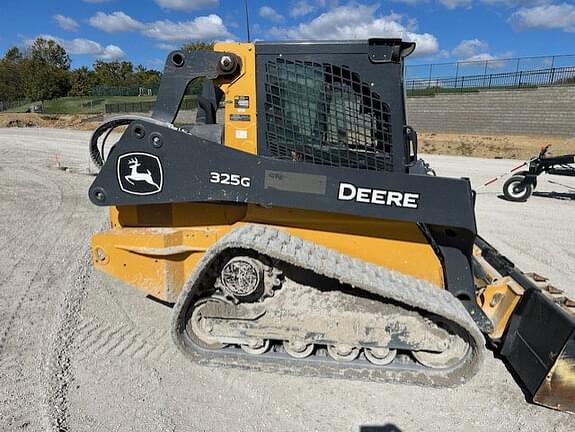 Image of John Deere 325G equipment image 2