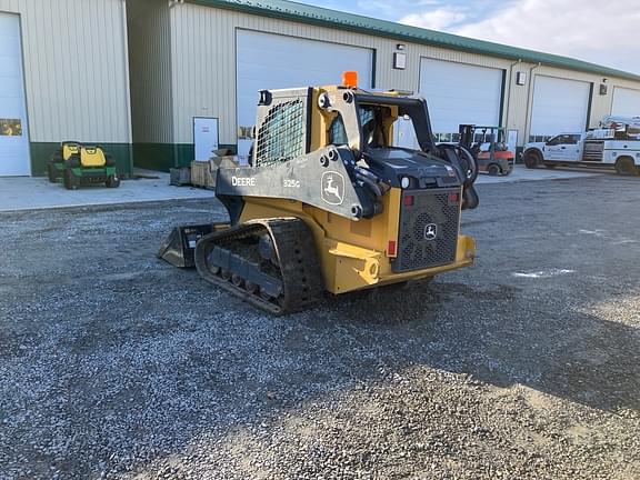 Image of John Deere 325G equipment image 2