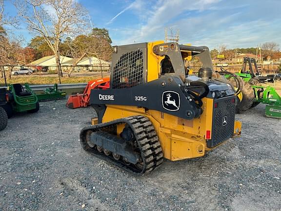 Image of John Deere 325G equipment image 4