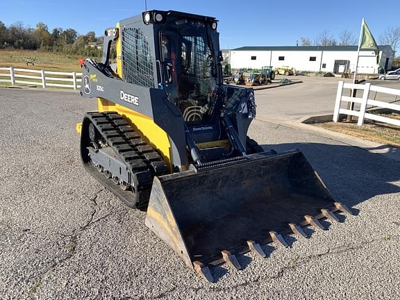 Image of John Deere 325G equipment image 2