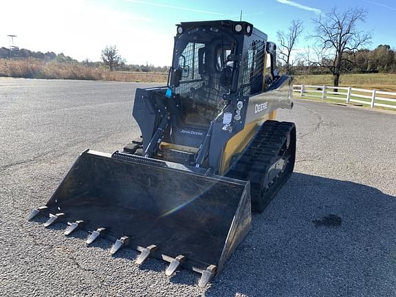 Image of John Deere 325G equipment image 4