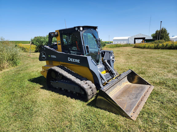 Main image John Deere 325G