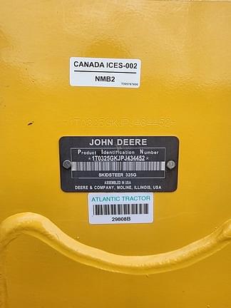 Image of John Deere 325G equipment image 4