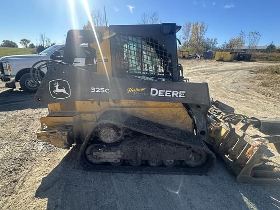 Image of John Deere 325G equipment image 3