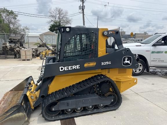 Image of John Deere 325G equipment image 2