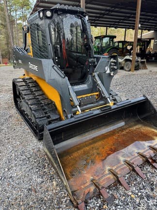 Image of John Deere 325G Primary image