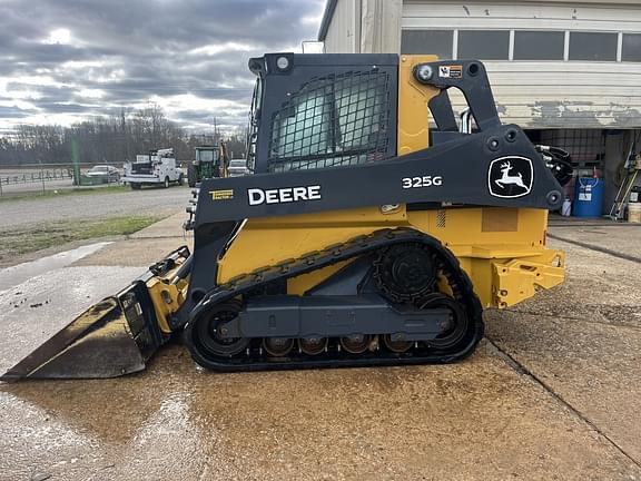 Image of John Deere 325G equipment image 2