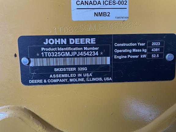 Image of John Deere 325G equipment image 3