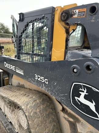 Image of John Deere 325G equipment image 2
