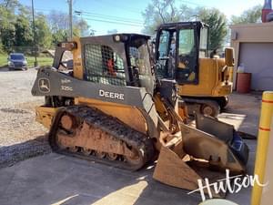 2023 John Deere 325G Image