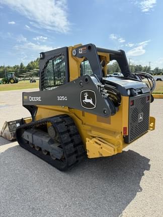 Image of John Deere 325G equipment image 4
