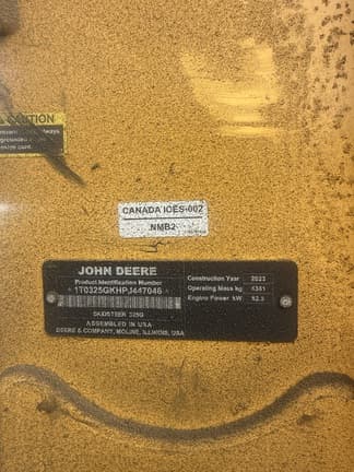 Image of John Deere 325G equipment image 4