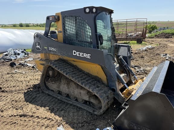 Image of John Deere 325G equipment image 1