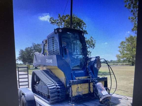 2023 John Deere 325G Equipment Image0