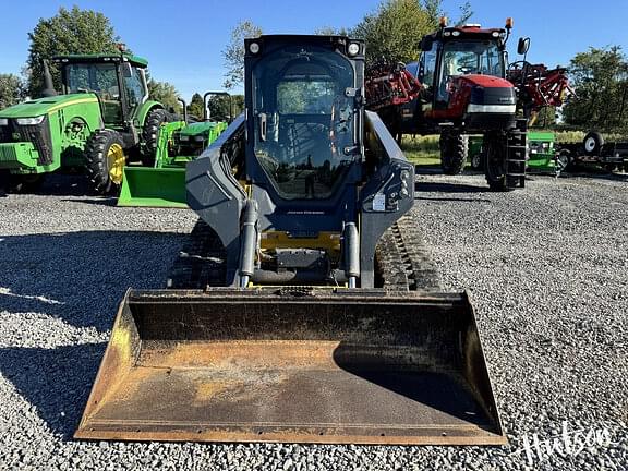 Image of John Deere 325G equipment image 1