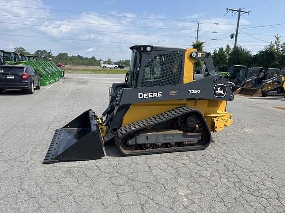 Image of John Deere 325G equipment image 2
