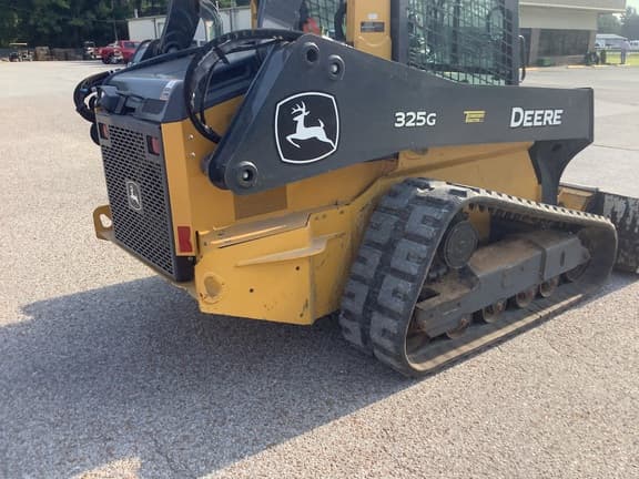 Image of John Deere 325G equipment image 4