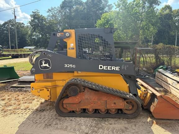 Image of John Deere 325G equipment image 2