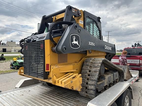Image of John Deere 325G equipment image 2