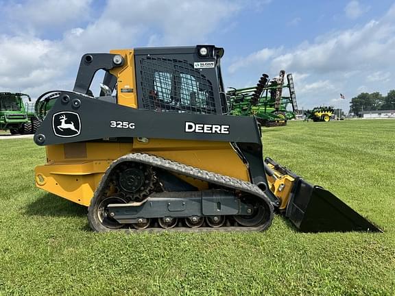 Image of John Deere 325G equipment image 2