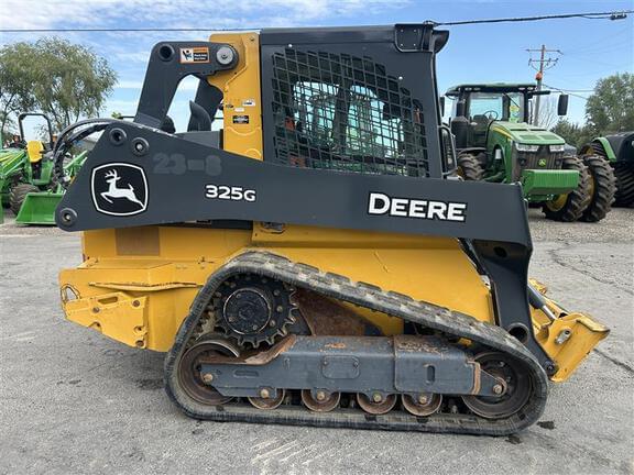 Image of John Deere 325G equipment image 3