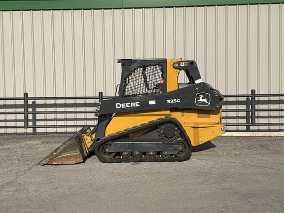 Image of John Deere 325G equipment image 3