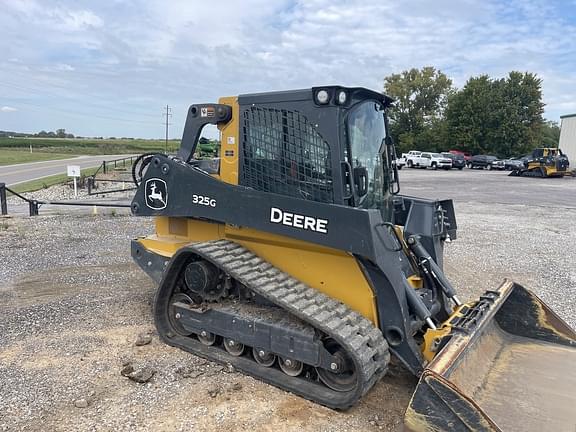 Image of John Deere 325G equipment image 2