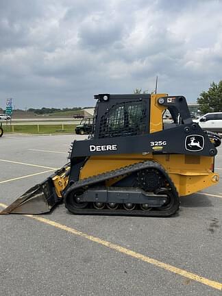 Image of John Deere 325G equipment image 3