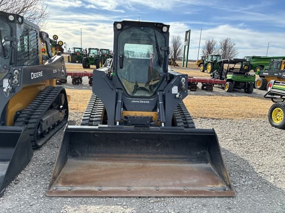 Image of John Deere 325G equipment image 1