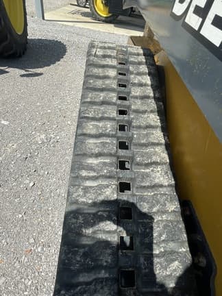 Image of John Deere 325G equipment image 3