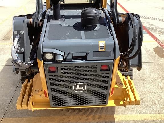 Image of John Deere 325G equipment image 3