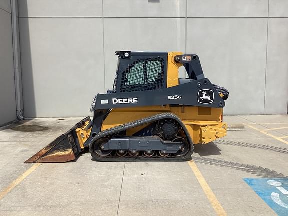 Image of John Deere 325G Primary image