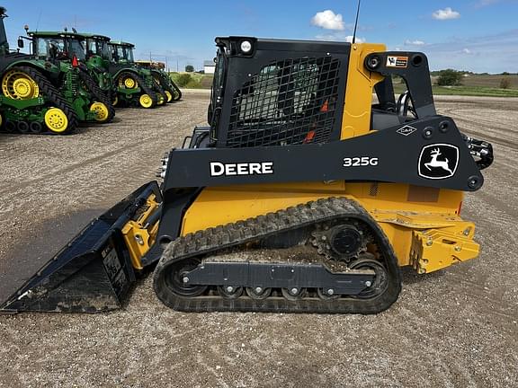 Image of John Deere 325G Primary image