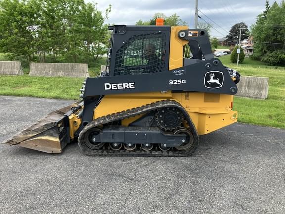 Image of John Deere 325G equipment image 1