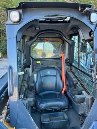 Image of John Deere 325G equipment image 2