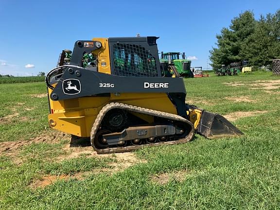 Image of John Deere 325G equipment image 4