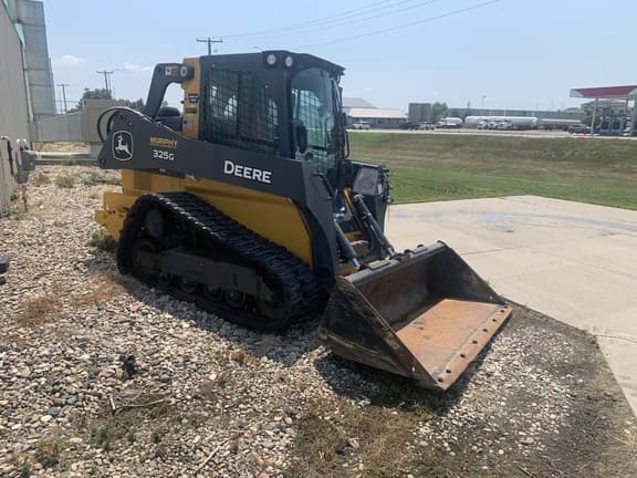 Image of John Deere 325G equipment image 3