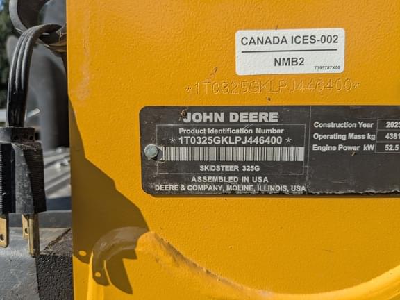Image of John Deere 325G equipment image 3