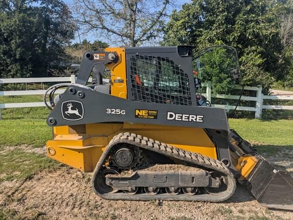Image of John Deere 325G equipment image 1