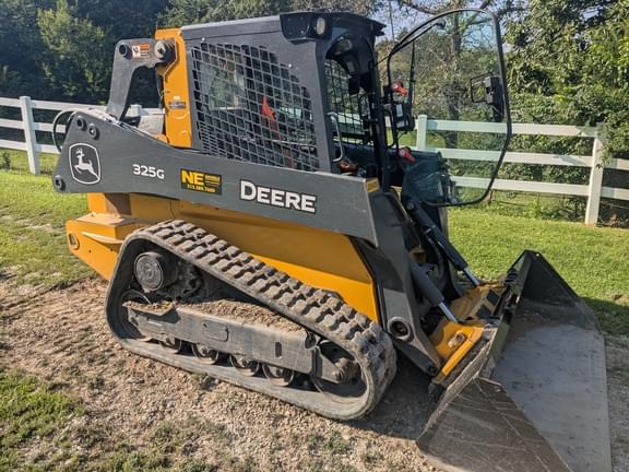 Image of John Deere 325G Primary image