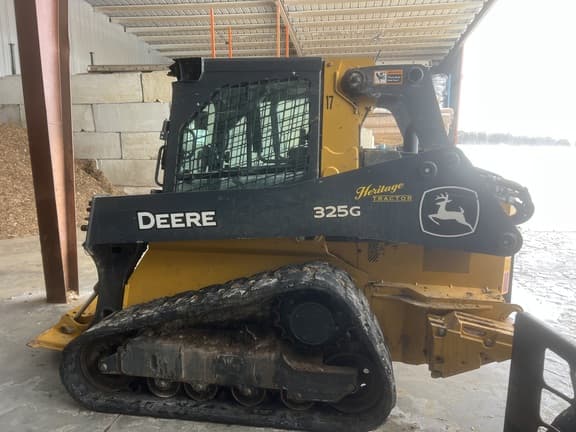Image of John Deere 325G equipment image 1