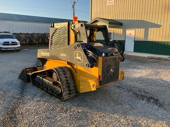 Image of John Deere 325G equipment image 2