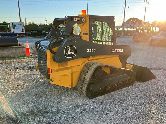 Image of John Deere 325G equipment image 3