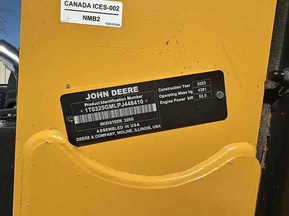 Image of John Deere 325G equipment image 3