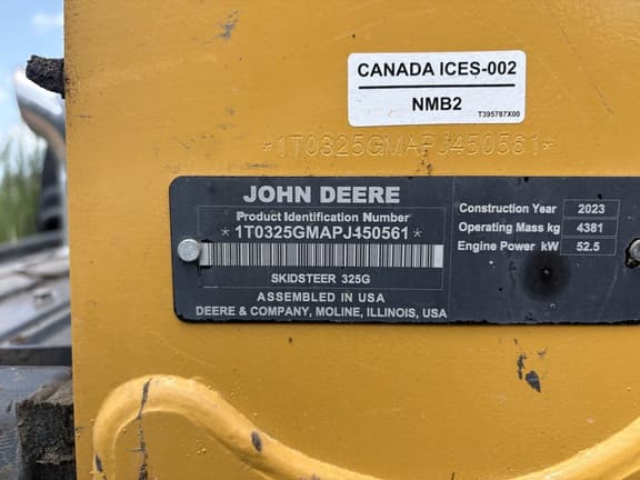Image of John Deere 325G equipment image 3