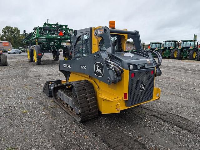 Image of John Deere 325G equipment image 1