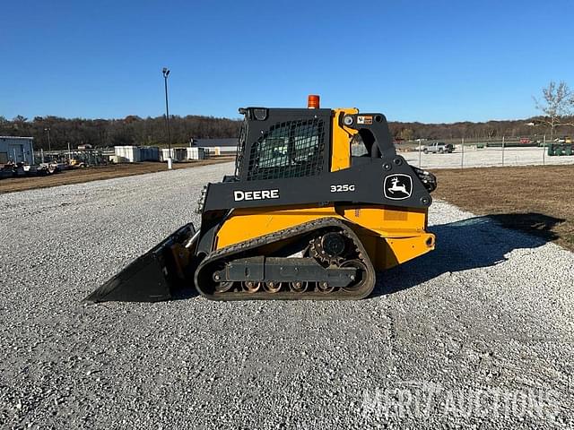 Image of John Deere 325G equipment image 1